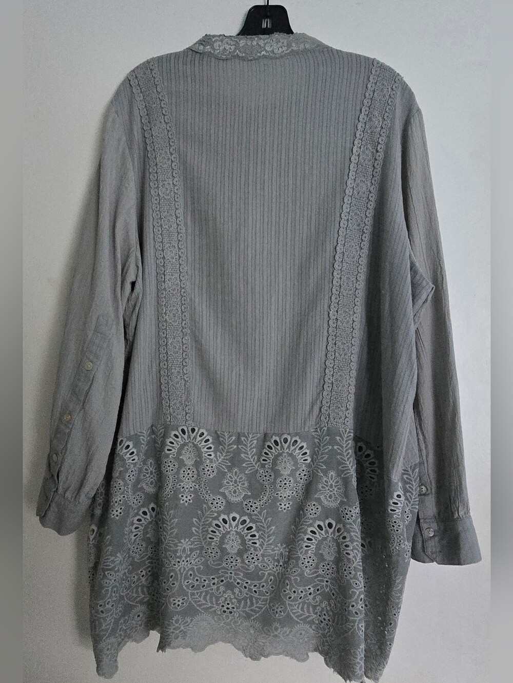Light Grey Lace Trim Tunic Dress By POL - size L - Picture 10 of 13